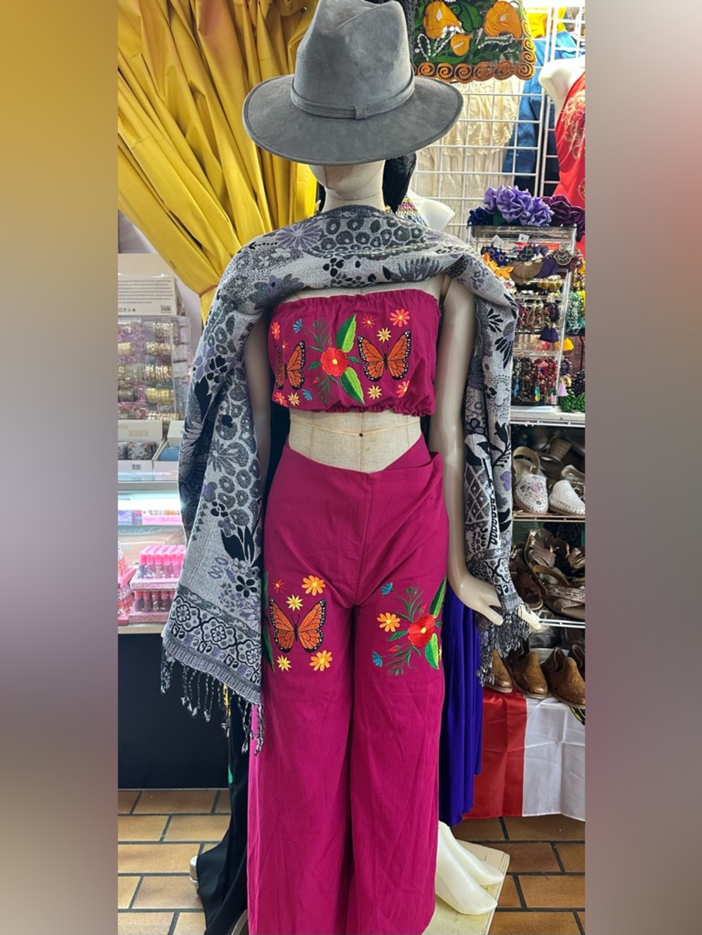 Embroidered Butterfly Crop Top & Wide-Leg Pants Set - Magenta